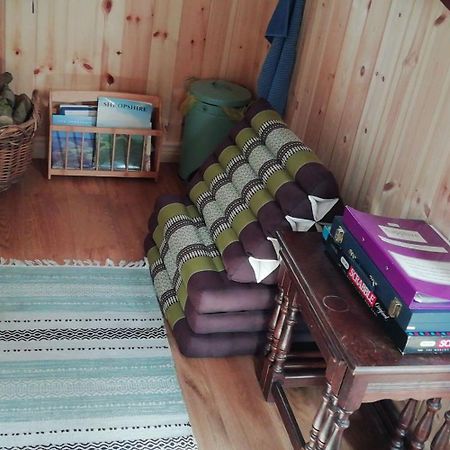 Sapphire Forest Garden Shepherd'S Hut Church Stretton Dış mekan fotoğraf
